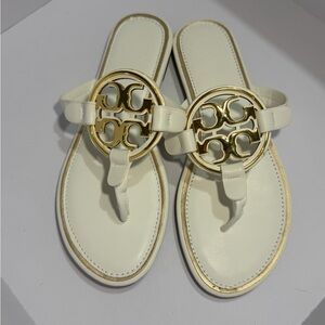 Tory Burch Elegant White and Gold Women's Sandals. Size US 7 EU 38